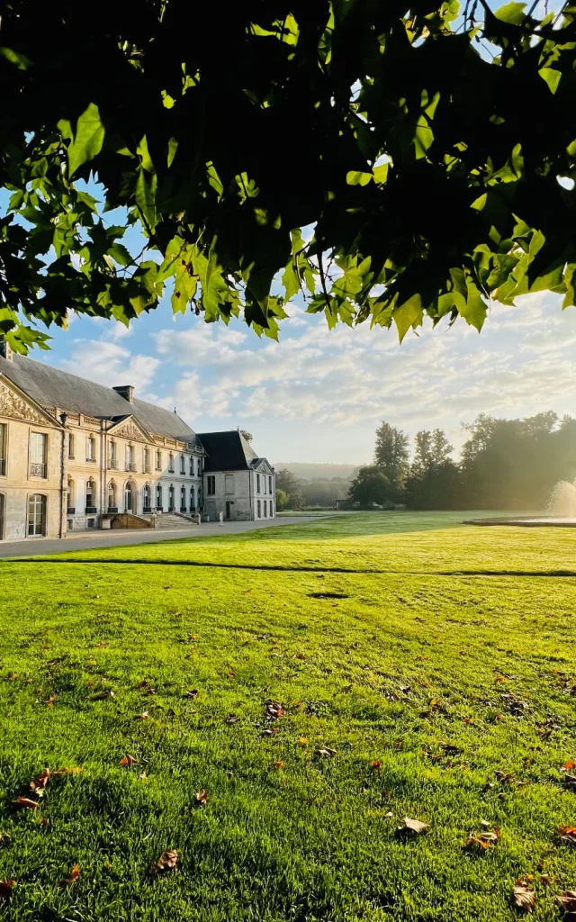 Gruchet Le Valasse 2023 Abbaye Du Valasse Umgeben von der Natur In Seinem Park Csnt