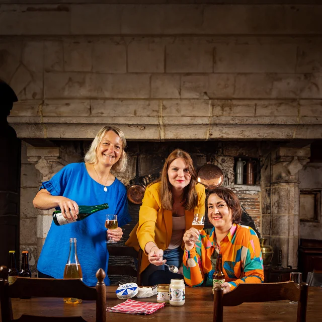 Hélène, Barbara et Manon. Communication Caux Seine Tourisme.