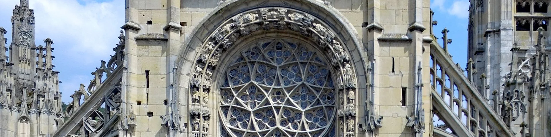 Rives En Seine Juli 2016 Eglise Notre Dame De Caudebec En Caux Vue Aerienne Rosace Jf Drone N Caux