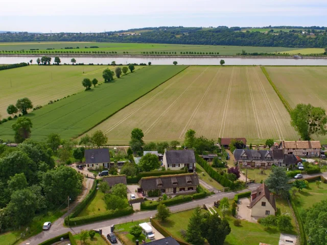 Route Des Chaumieres Juin 2017 Vue Drone Vue Seine Maison A Colombages Pausage Normandie Csnt