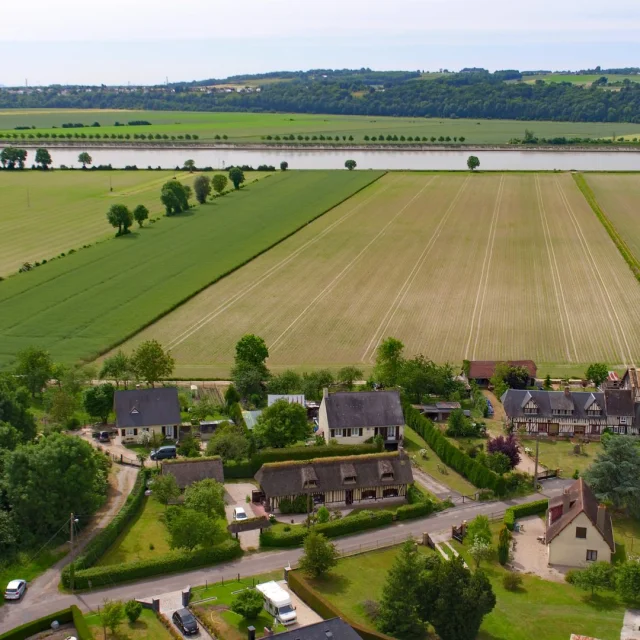 Route Des Chaumieres Juin 2017 Vue Drone Vue Seine Maison A Colombages Pausage Normandie Csnt