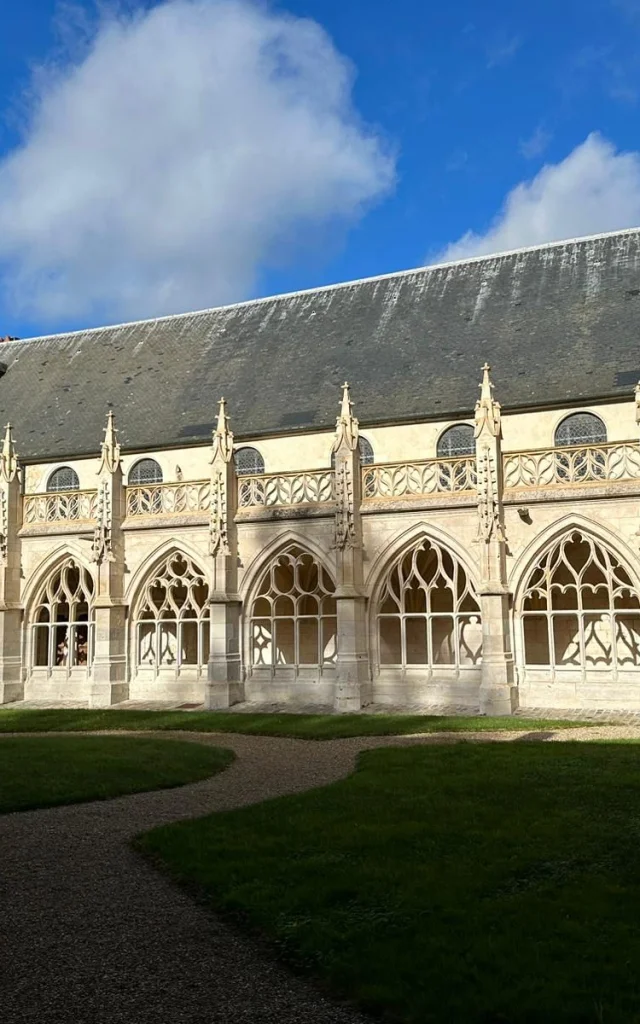 Saint Wandrille Rancon Novembre 2023 Abbaye De Fontenelle Vue Cloitre Regle Saint Benoit Csnt