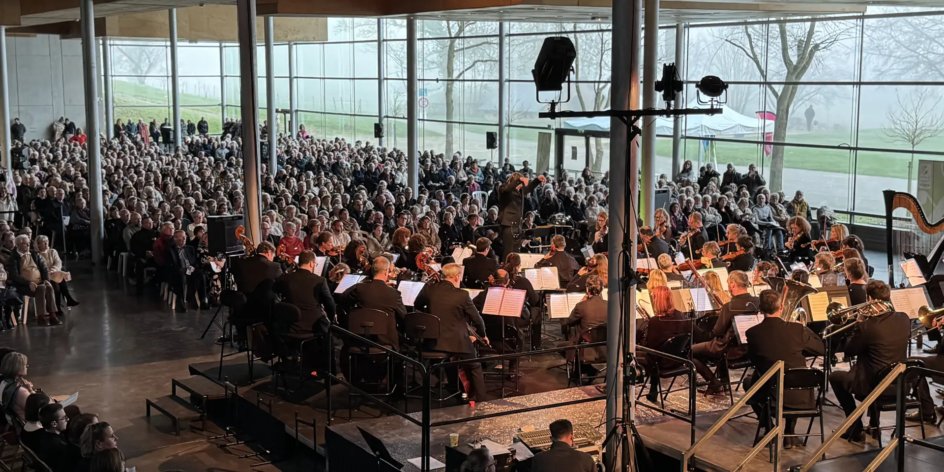2025 Winterkonzert zum Neujahrsfest in der Abtei von Valasse Csnt00031